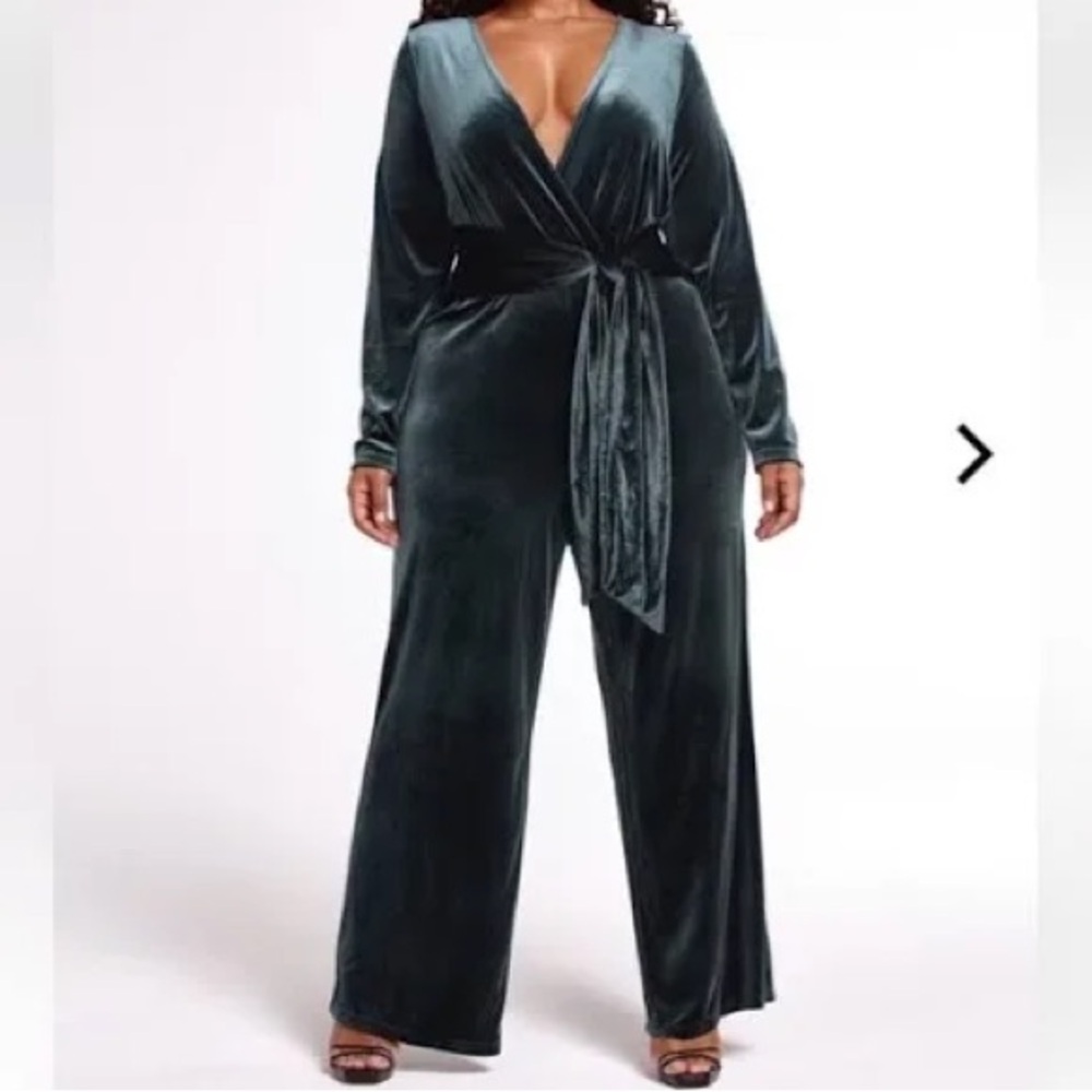 Fashion two figure green velvet Thai front jumpsuit